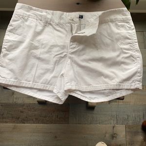 Gap Hadley White shorts. Size 8